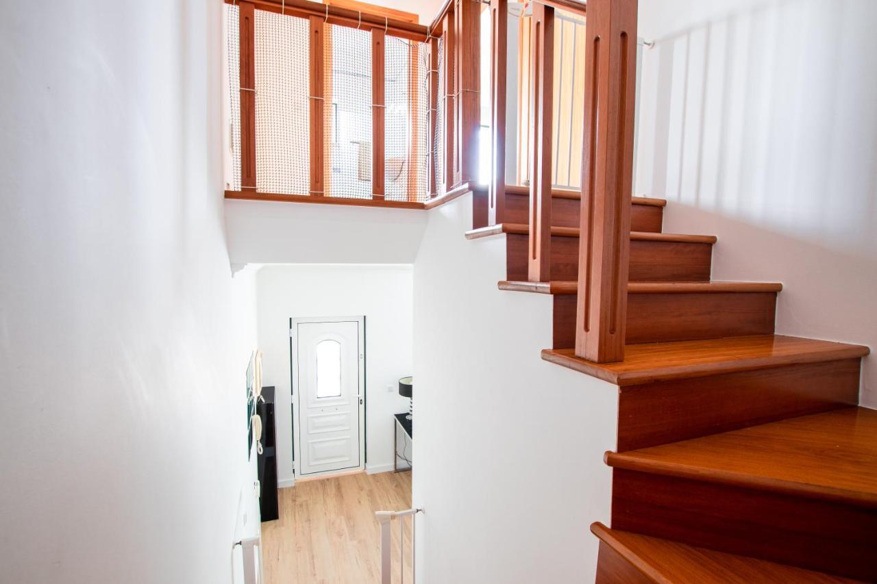 Villa 6Pax Baby Friendly Near Dino Park&Beaches Sao Bartolomeu dos Galegos e Moledo Bagian luar foto